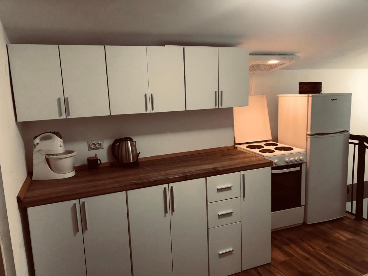 Apartmani Miljana Бар Экстерьер фото