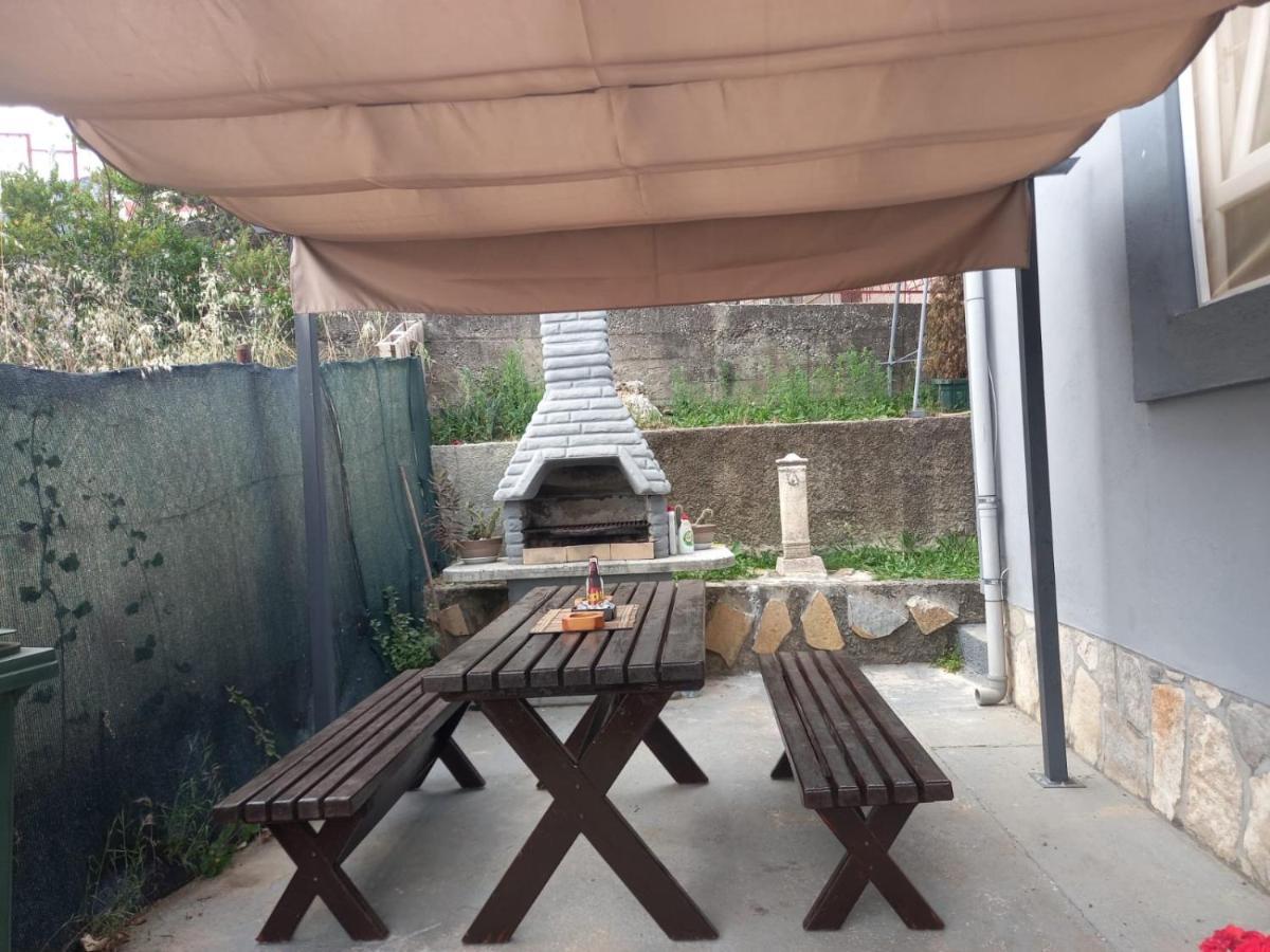 Apartmani Miljana Бар Экстерьер фото